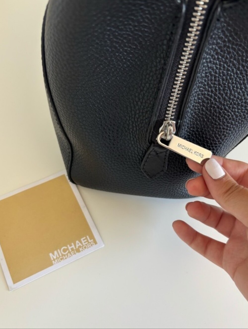 Michael Kors Kimberely Satchel & Jet Set Wallet Bundle - Picture 4 of 12